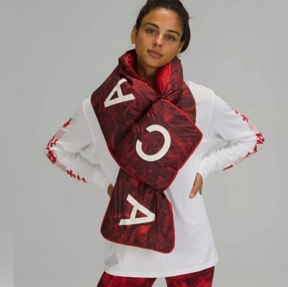 NWT Lululemon Team Canada Puffer scarf. Down & feathers. Red, a touch of black. - Picture 1 of 14